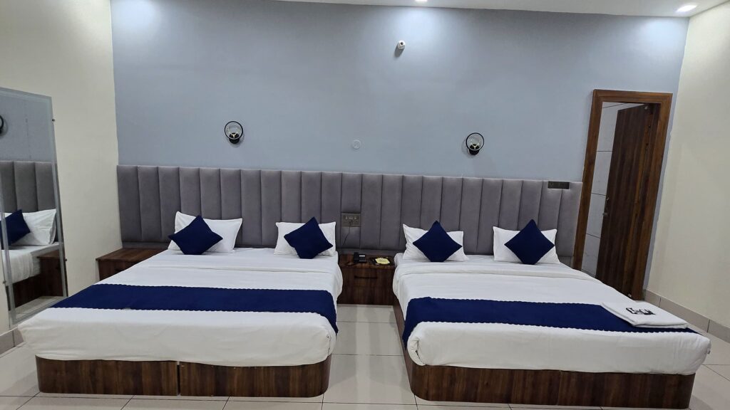 Hotel Room for Couples in Kaithal
