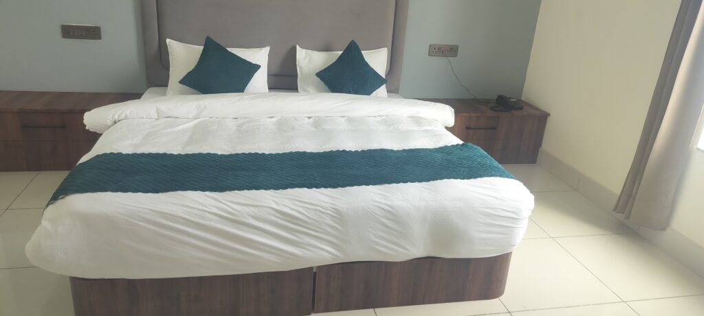 Hotel Room for Couples in Kaithal
